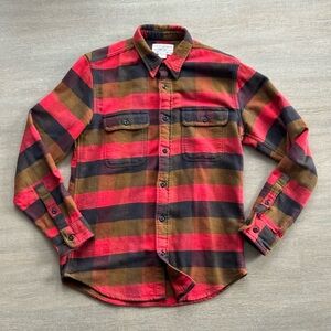 Filson Vintage Flannel Work Shirt
Red Plaid / Black / Brown Mens Small